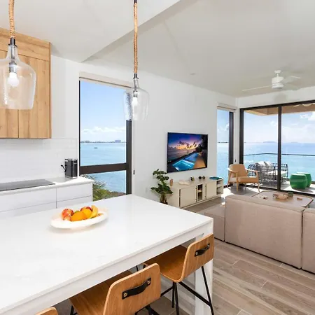 Seadreams 5 - Luxury Condo With Shared Pool, Hot Tub, Rooftop Lounge